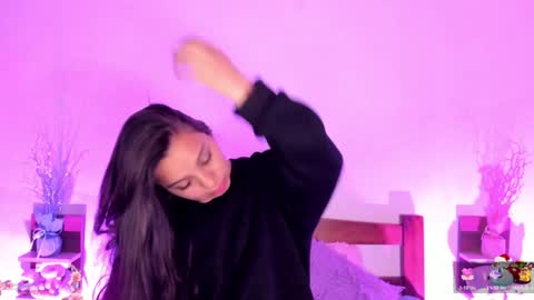 New girl Emily Valentina  Michelle online show from January 10, 2025, 12:17 am