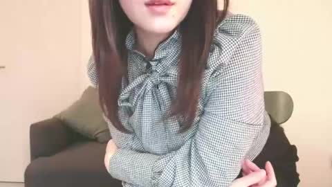 Snapshot of momo612238 chatting on January 23, 2025, 1:02 pm Momo online show from January 23, 2025, 1:02 pm