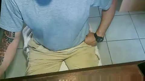 Snapshot of mon_za chatting on December 16, 2024, 10:50 am mon_za online show from December 16, 2024, 10:50 am