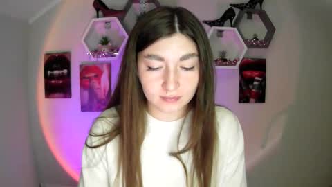 sweet girl and shine body online show from September 13, 2025, 6:13 am