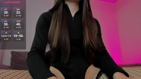 Snapshot of monicastark_ chatting on December 25, 2024, 5:26 am monicastark_ online show from December 25, 2024, 5:26 am