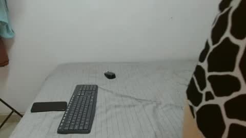 Snapshot of monickhot303av chatting on December 22, 2024, 3:00 am monickhot303av online show from December 22, 2024, 3:00 am