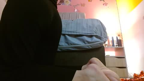 Snapshot of monickhot303av chatting on March 4, 2025, 6:15 am monickhot303av online show from March 4, 2025, 6:15 am