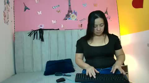 Snapshot of monickhot303av chatting on March 11, 2025, 4:54 am monickhot303av online show from March 11, 2025, 4:54 am