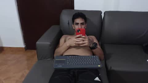 Snapshot of monkey_uchiha77 chatting on February 13, 2025, 9:41 am simon dice online show from February 13, 2025, 9:41 am