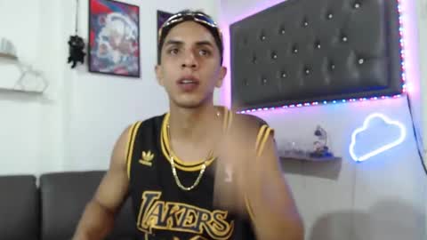 Snapshot of monkey_uchiha77 chatting on March 5, 2025, 12:33 pm simon dice online show from March 5, 2025, 12:33 pm