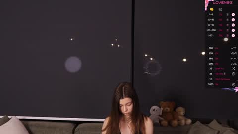 Snapshot of moon_night_anna chatting on December 17, 2024, 2:23 am Anna Trass online show from December 17, 2024, 2:23 am