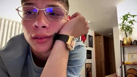 Snapshot of morgan_hiller chatting on September 30, 2025, 11:43 pm   online show from September 30, 2025, 11:43 pm