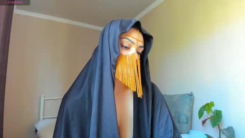 Snapshot of moroccan_diamond_ chatting on September 27, 2025, 9:03 am Medina online show from September 27, 2025, 9:03 am