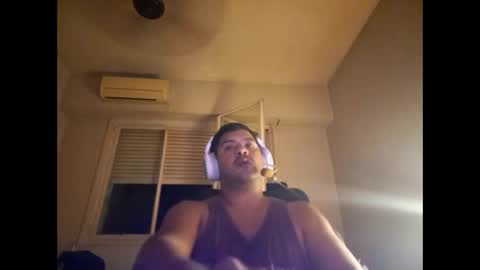 Snapshot of morocho777 chatting on February 3, 2025, 4:25 am Bruno online show from February 3, 2025, 4:25 am