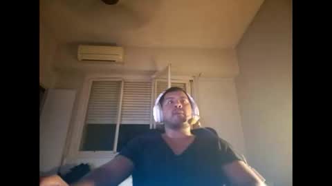 Snapshot of morocho777 chatting on February 28, 2025, 4:32 am Bruno online show from February 28, 2025, 4:32 am