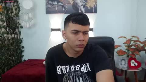 Snapshot of mou_fly chatting on September 21, 2025, 12:51 pm Mou Fly online show from September 21, 2025, 12:51 pm