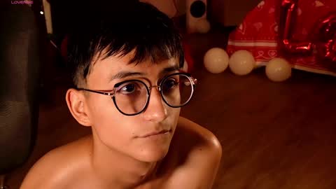 Snapshot of mr_evan1 chatting on February 6, 2025, 6:56 pm Mr Evans online show from February 6, 2025, 6:56 pm