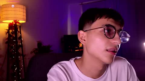 Snapshot of mr_evan1 chatting on March 2, 2025, 5:14 pm Mr Evans online show from March 2, 2025, 5:14 pm