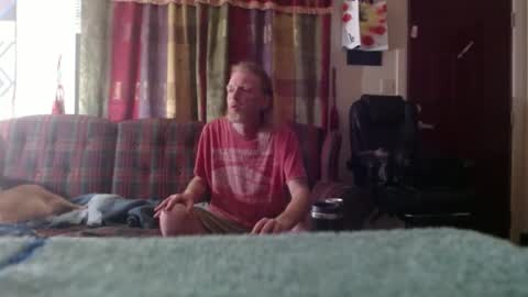 Snapshot of mr_happy12 chatting on October 6, 2025, 10:51 pm mr_happy12 online show from October 6, 2025, 10:51 pm