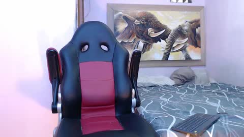 Snapshot of mr_stiven_ chatting on March 2, 2025, 5:54 am mr_stiven_ online show from March 2, 2025, 5:54 am