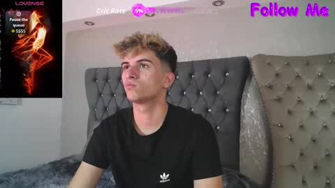 Snapshot of mr_williseo chatting on September 26, 2025, 2:37 am williseo online show from September 26, 2025, 2:37 am