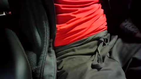 Snapshot of mrf388 chatting on October 3, 2025, 6:10 am IwantU2WatchME online show from October 3, 2025, 6:10 am