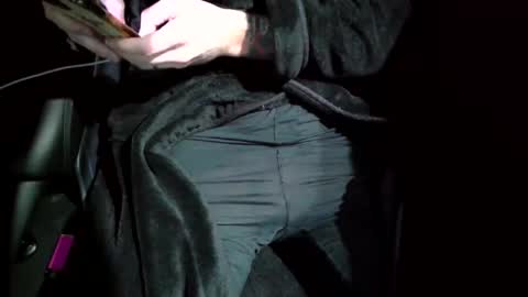 Snapshot of mrf388 chatting on October 22, 2025, 9:53 am IwantU2WatchME online show from October 22, 2025, 9:53 am