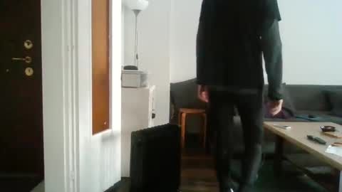 Snapshot of mrhandsomelovee chatting on March 2, 2025, 10:14 am Nikola online show from March 2, 2025, 10:14 am