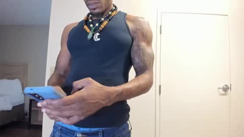 Snapshot of mromg007 chatting on October 8, 2025, 2:42 am mromg007 online show from October 8, 2025, 2:42 am