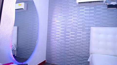 Snapshot of mrs_buttocks chatting on February 22, 2025, 7:58 pm mrs_buttocks online show from February 22, 2025, 7:58 pm
