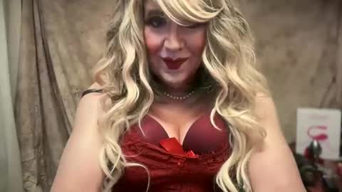 Snapshot of mskarentoy chatting on January 3, 2025, 11:01 pm mskarentoy online show from January 3, 2025, 11:01 pm