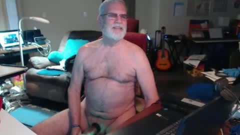 Snapshot of mt2much chatting on February 19, 2025, 11:36 pm mt2much online show from February 19, 2025, 11:36 pm