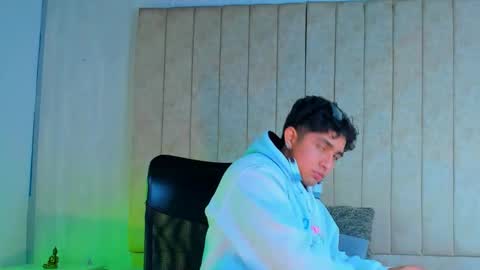 Snapshot of muichiro_tokito1 chatting on January 22, 2025, 3:31 am muichiro tokito1 online show from January 22, 2025, 3:31 am