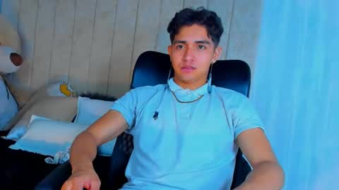 Snapshot of muichiro_tokito1 chatting on February 4, 2025, 3:11 am muichiro tokito1 online show from February 4, 2025, 3:11 am