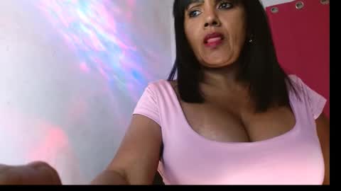 Snapshot of muladefuego chatting on January 9, 2025, 6:38 am yuli online show from January 9, 2025, 6:38 am