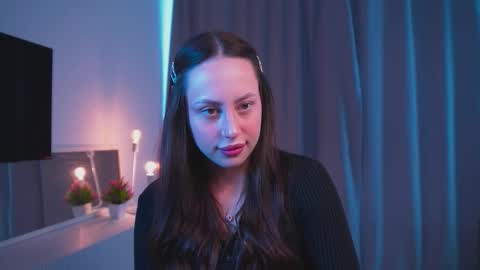 Snapshot of multifruiti chatting on September 12, 2025, 3:50 am Kira online show from September 12, 2025, 3:50 am