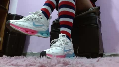 Snapshot of murielbrown chatting on January 27, 2025, 12:54 am Muriel online show from January 27, 2025, 12:54 am