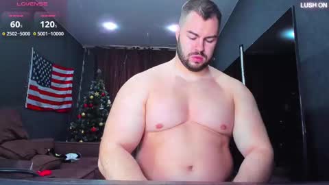 Snapshot of muscularjohnforu chatting on February 12, 2025, 8:06 am click icon for peach  online show from February 12, 2025, 8:06 am