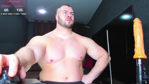 Snapshot of muscularjohnforu chatting on March 2, 2025, 5:14 pm click icon for peach  online show from March 2, 2025, 5:14 pm