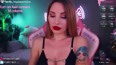 Snapshot of my__sweet__alice chatting on September 10, 2025, 12:05 pm mysweetalice online show from September 10, 2025, 12:05 pm