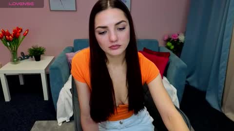 Snapshot of myellaluvs chatting on October 15, 2025, 9:15 pm Ella online show from October 15, 2025, 9:15 pm