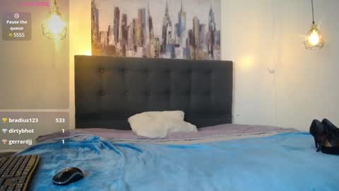 Snapshot of mysterious_girl42 chatting on February 26, 2025, 11:59 pm No Name online show from February 26, 2025, 11:59 pm