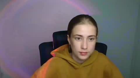 Snapshot of mysticemeli chatting on September 16, 2025, 5:19 am Emelie online show from September 16, 2025, 5:19 am