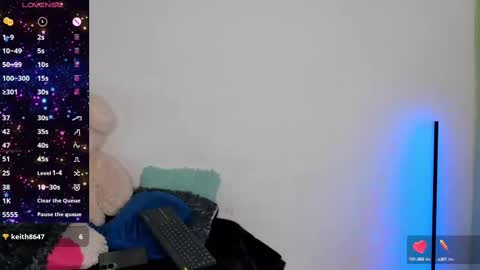 Snapshot of n_tiana chatting on February 13, 2025, 4:43 am Tiana online show from February 13, 2025, 4:43 am