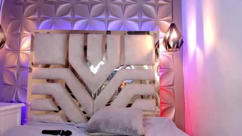 Snapshot of nahia_low chatting on January 31, 2025, 8:01 am Valeria online show from January 31, 2025, 8:01 am