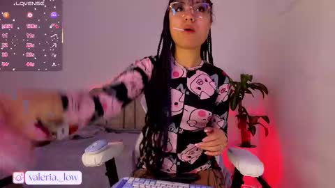 Snapshot of nahia_low chatting on October 4, 2025, 1:36 am Valeria online show from October 4, 2025, 1:36 am