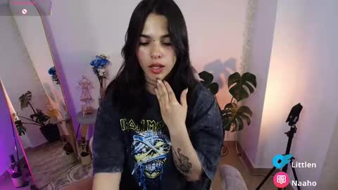 Naho  Sigueme en mis Redes Sociales Follow me on my social networks online show from September 17, 2025, 1:40 am
