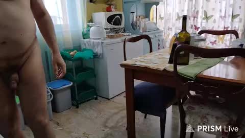 Snapshot of nakednudist72 chatting on October 2, 2025, 7:15 am Naked Naturist online show from October 2, 2025, 7:15 am