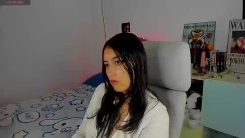 Snapshot of nami_white chatting on September 19, 2025, 3:34 pm nami_white online show from September 19, 2025, 3:34 pm