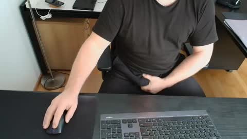 Snapshot of nase17 chatting on December 9, 2024, 8:44 am nase online show from December 9, 2024, 8:44 am