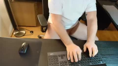 Snapshot of nase17 chatting on January 10, 2025, 7:04 am nase online show from January 10, 2025, 7:04 am