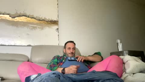 Snapshot of nassobout chatting on December 30, 2024, 1:25 pm nassobout online show from December 30, 2024, 1:25 pm