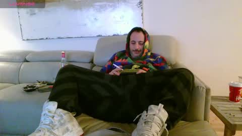 Snapshot of nassobout chatting on January 1, 2025, 2:41 am nassobout online show from January 1, 2025, 2:41 am