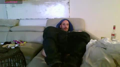 Snapshot of nassobout chatting on January 5, 2025, 10:10 am nassobout online show from January 5, 2025, 10:10 am